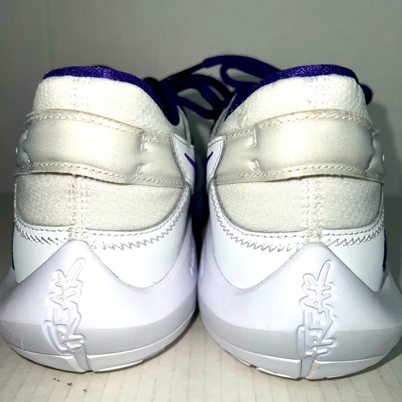 Nike Kobe Air Zoom Freak sneakers - Picture 8 of 9